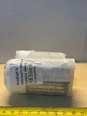 Leg support and elevation pillows (2)
