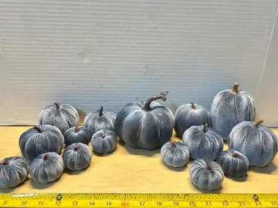 Halloween velvet blue pumpkin decorations (16ct)