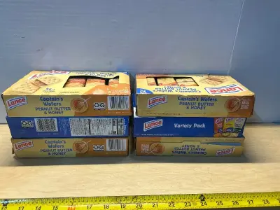Variety packs of peanut butter crackers (60ct)(exp:01/31/26)