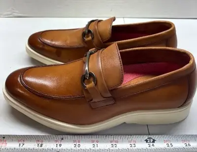 8 1/2 men’s leather shoes (has some stains)