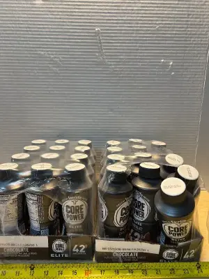 Core power protein shakes (chocolate)(01/26/27)(24ct)