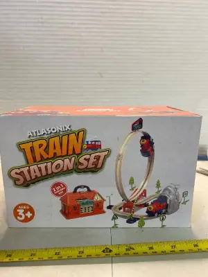 toy train station set