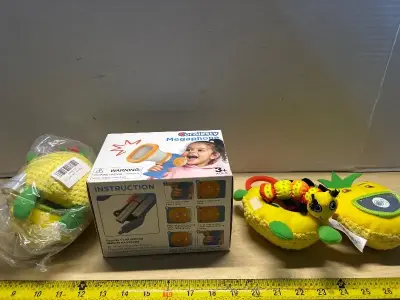 Baby megaphone and sensory toys (2)