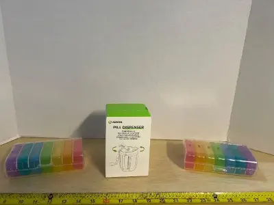 Pill dispensers (3)