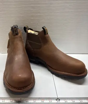 Size 13W men’s boots