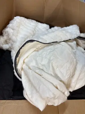 Large bean bag chair w cover