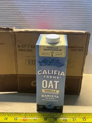 Califia farms vanilla oatmilk (6ct)(02/14/26)