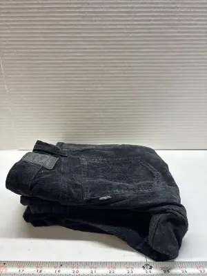 Size 30 women’s Levi pants