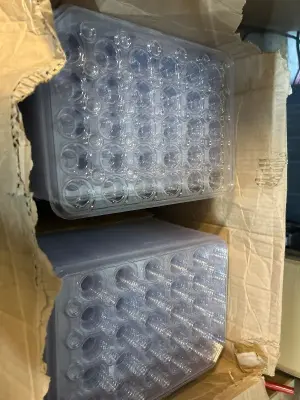 Box of Plastic propagation tray / seed starter tray insert