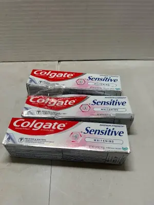 3 pack sensitive whitening  colgate