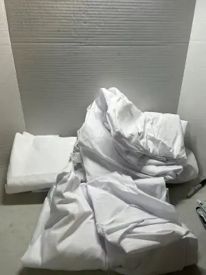 unknown sized bed linen