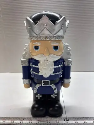 Light up nutcracker decor