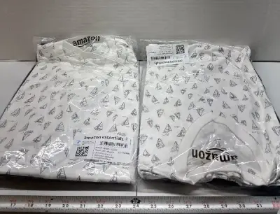 (4) Men’s size S shirts