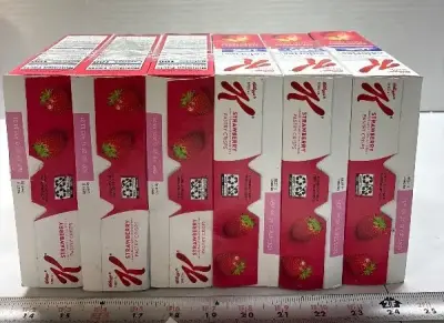 6pk strawberry Kelloggs pastry crisps exp:09/26