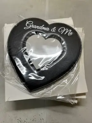 5 grandma and me heart shaped picture frames