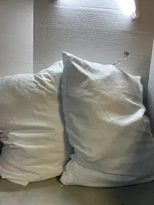 2 pillows