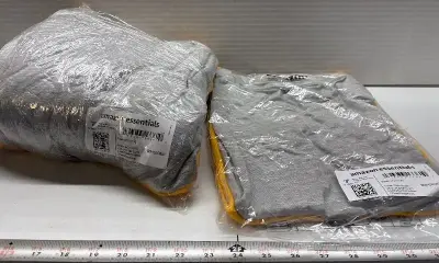 (5) 2pk size S women’s shirts