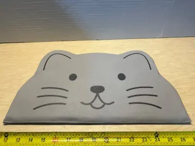 Pet feeding mat