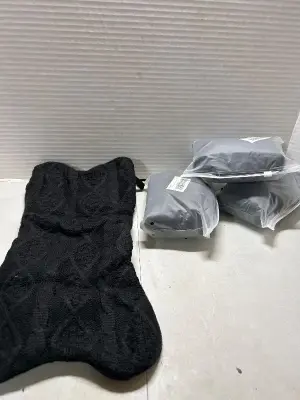 4 ct black bone shaped stocking for pets