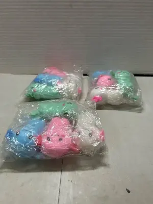 3 4 packs of axolotl squishy toys