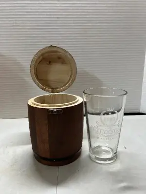 glass cup and barrel case