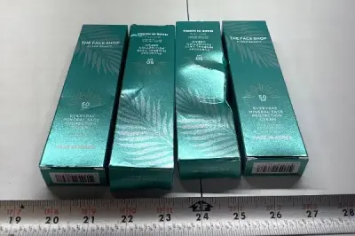 (4) The face shop 50SPF mineral sunscreen