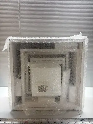 4 display boxes