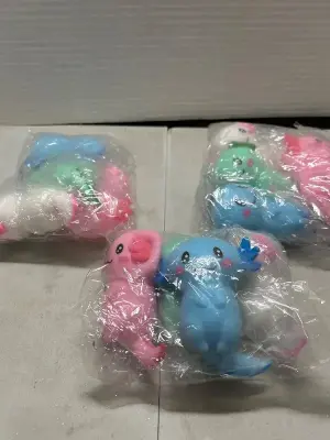 3 4 packs of squishy toys