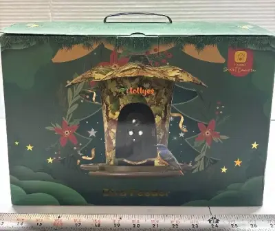 Bird feeder w camera