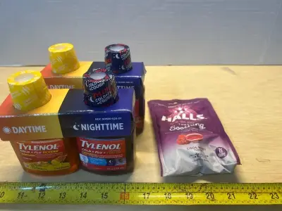 Tylenol cold &flue daytime/nighttime (2) and halls cough drops
