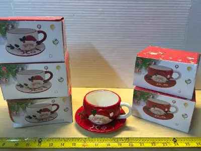 Christmas decorative coffee cups with saucers (6ct)