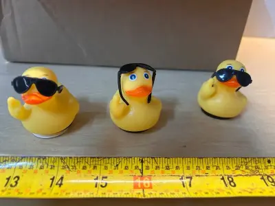 Box of duck decorations