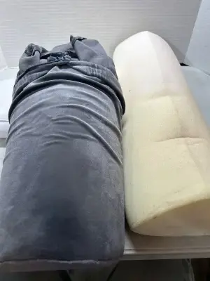 “half crescent moon” pillows