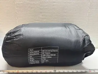 Sleeping bag (unknown size)