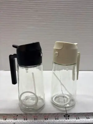 2 glass oil spray bottles