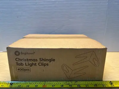 Christmas shingle tab light clips (400ct)