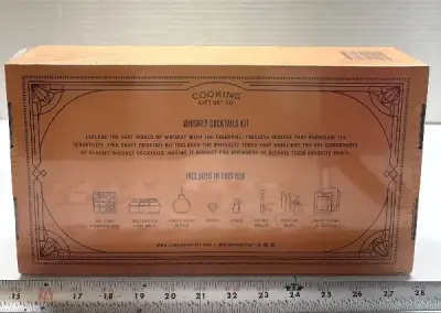 Whiskey cocktail set