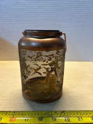 Solar power outdoor lantern