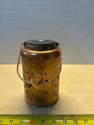 Solar powered outdoor lantern