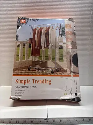 Clothing rack (used)
