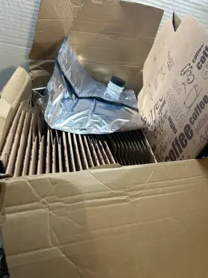 lot of to go containers for liquid