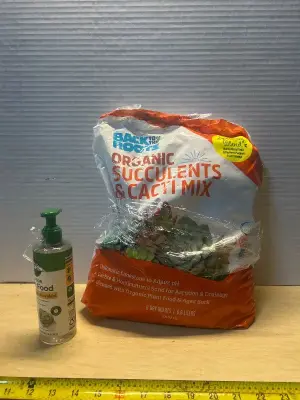 Organic succulent and cacti mix and plant food