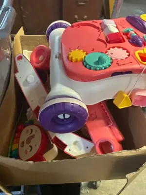 toddler toy/walker? used and untested