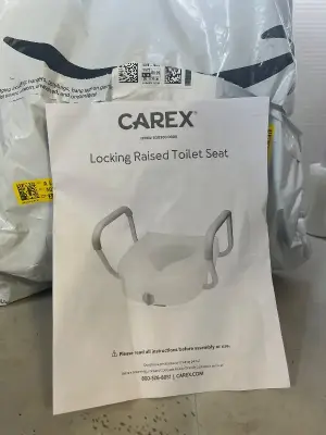 locking raised toilet seat used and untested