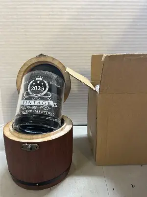 2 ct retirement cups and cases