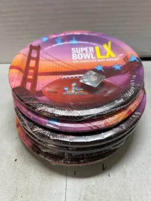 6 packs of superbowl official paper plates