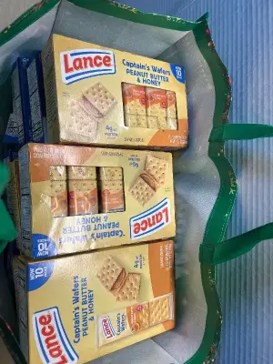 Peanut butter crackers (210ct)(01/31/26)