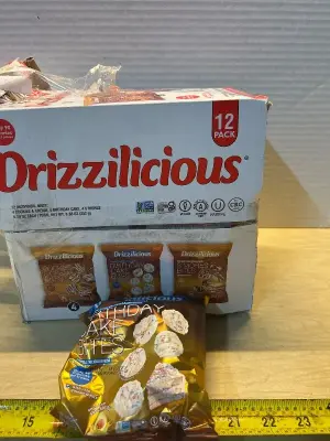 Box of mini rice cakes (12ct)(09/15/26)