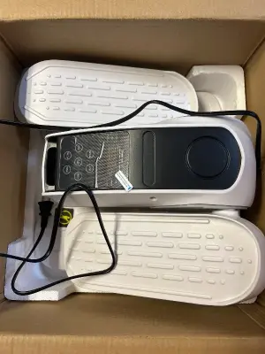 motorized elliptical trainer