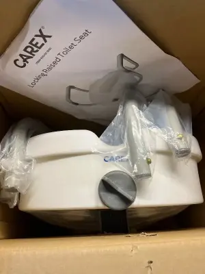 locking raised toilet seat